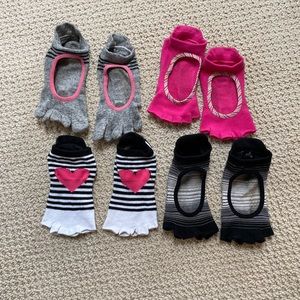 Toesox lot of 4 size M